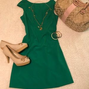⚡️REDUCED⚡️Vince Camuto Kelly Green midi dress